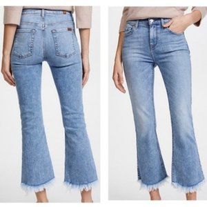 7 For All Mankind Ali Cropped Frayed Hem Kick Jeans Size 27 Light Wash Denim